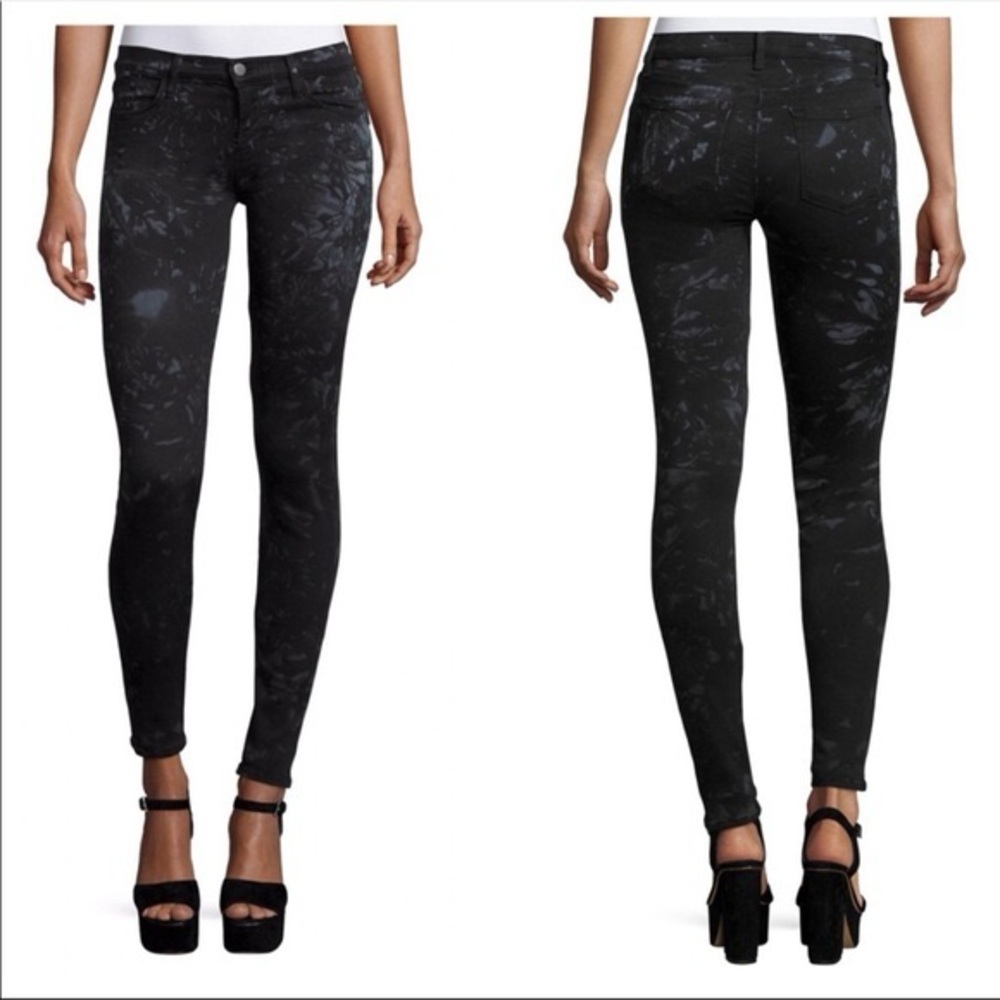 J Brand Super Skinny Jeans in Shat Glass Black, size 27